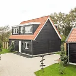 Holiday home Het Mienterbos