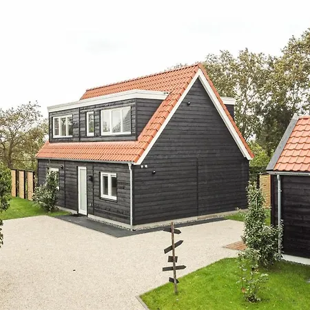 Holiday home Het Mienterbos